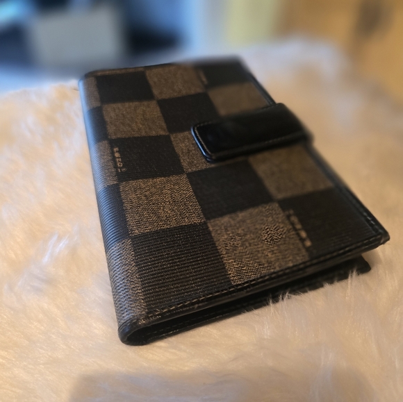 Authentic Fendi wallet - Picture 3 of 11